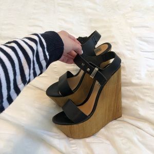 Steve Madden wedges, black leather with wood